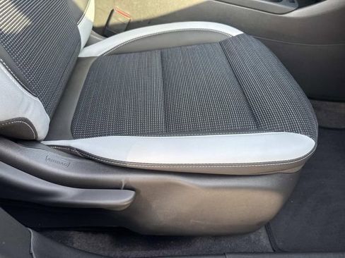 Used 2024 Buick Envista Preferred image 14