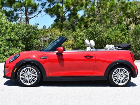 Used 2024 MINI Cooper S FWD image 28