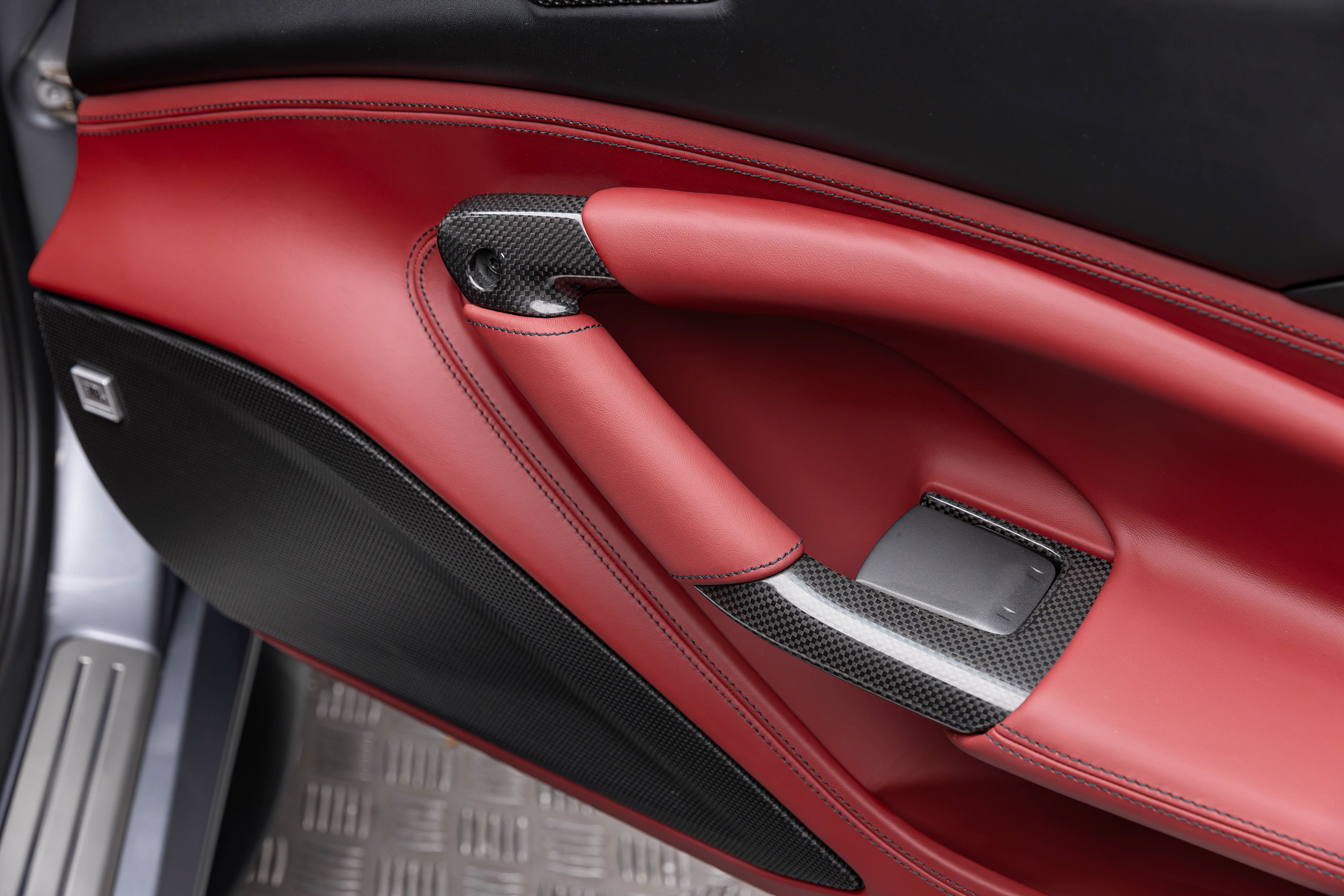 Used 2020 Ferrari F8 Tributo RWD image 46