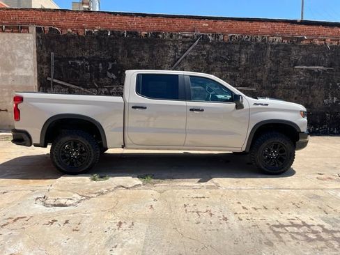 New 2026 Chevrolet Silverado 1500 ZR2 w/ Dark Appearance Package AWD/4WD image 11