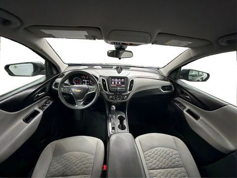 Used 2020 Chevrolet Equinox LS image 18