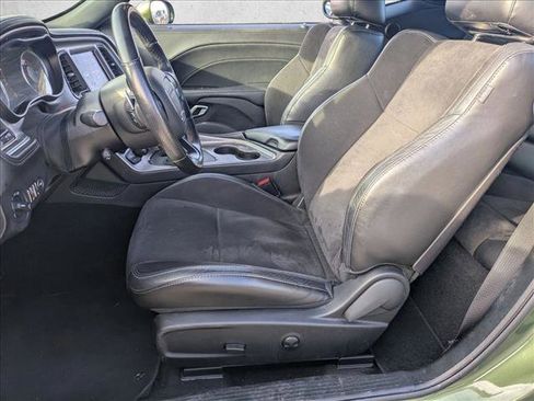 Used 2022 Dodge Challenger R/T w/ Plus Package image 13