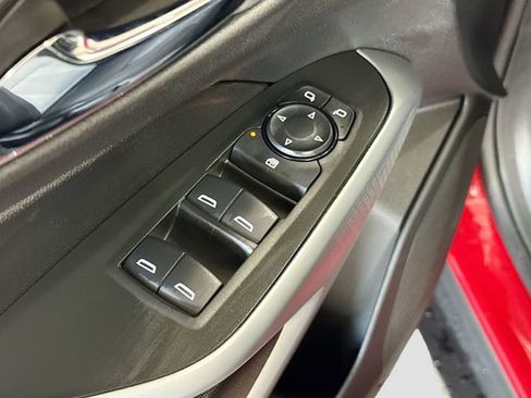 New 2026 Chevrolet Trax LS w/ LS Convenience Package FWD image 18