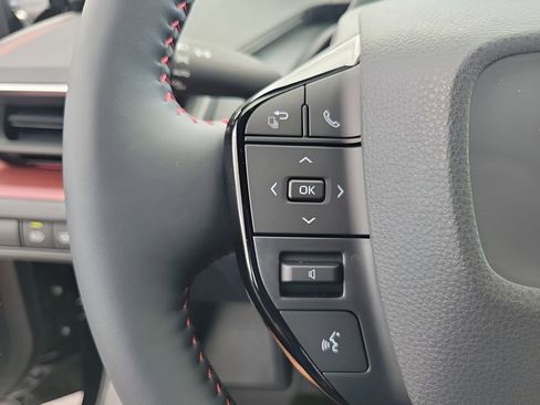 New 2026 Toyota Prius Plug-In Hybrid FWD image 29