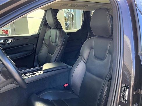 Used 2022 Volvo XC60 T8 Inscription w/ Advanced Package image 25