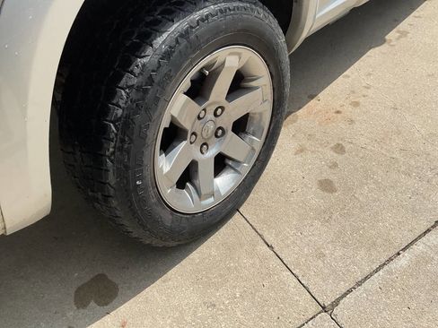 Used 2012 RAM 1500 Laramie image 10