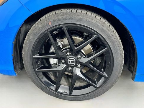 Used 2025 Honda Civic Sport image 29