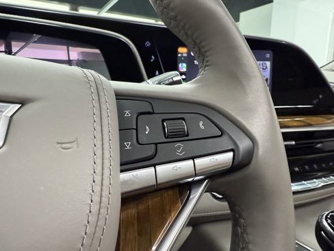 Used 2024 Cadillac Escalade Sport Platinum image 21