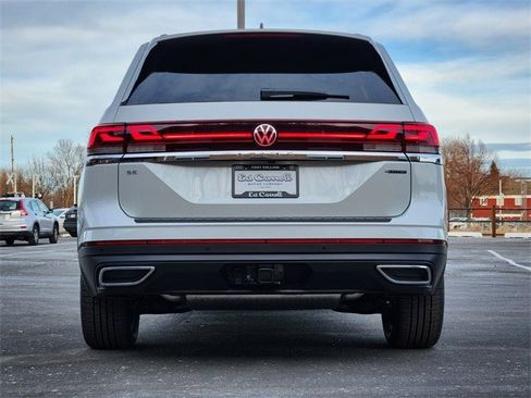 New 2026 Volkswagen Atlas SE image 6