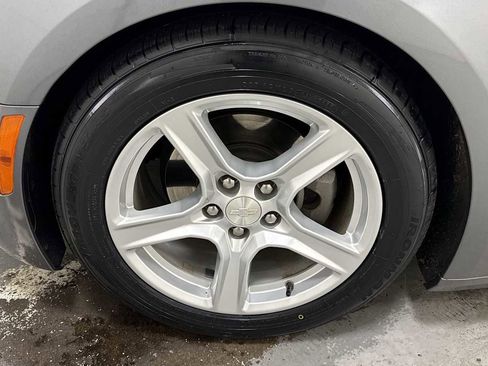 Used 2020 Chevrolet Camaro LT image 10