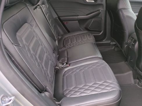 Used 2023 Ford Escape Platinum w/ Premium Technology Package AWD/4WD image 20