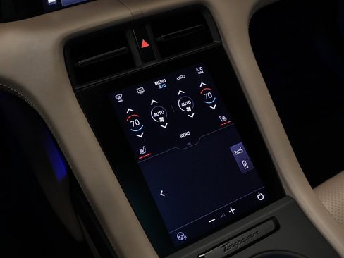 Used 2023 Porsche Taycan GTS image 38