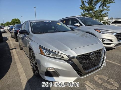 Used 2022 Nissan Altima 2.5 SR FWD image 5