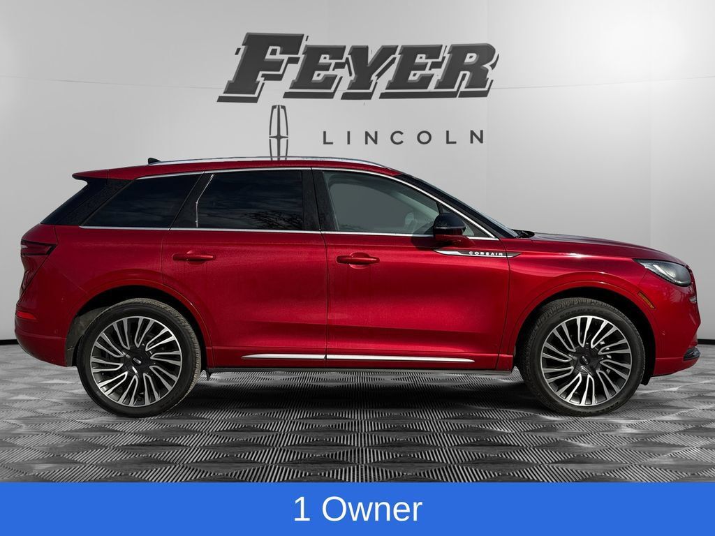 Used 2022 Lincoln Corsair Reserve w/ Equipment Group 201A AWD/4WD image 8