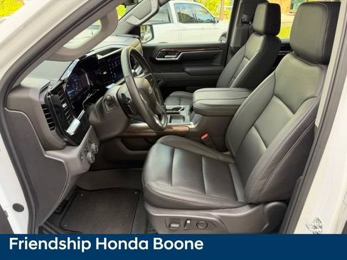 Used 2025 Chevrolet Silverado 1500 RST w/ Convenience Package II AWD/4WD image 20