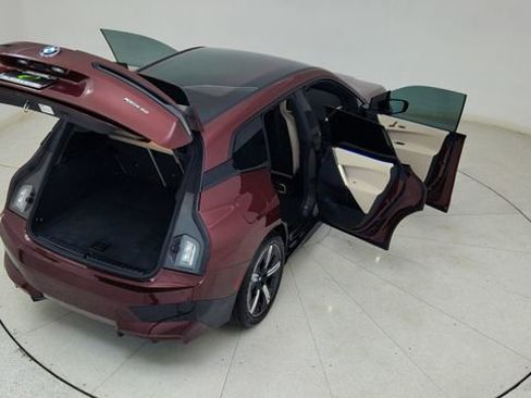 Used 2023 BMW iX xDrive50 w/ Premium Package image 91