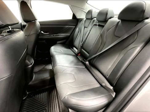 Used 2023 Hyundai Elantra Limited FWD image 31