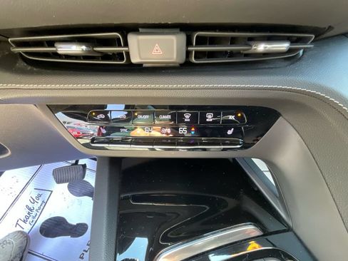 Used 2021 Buick Envision Preferred AWD/4WD image 30