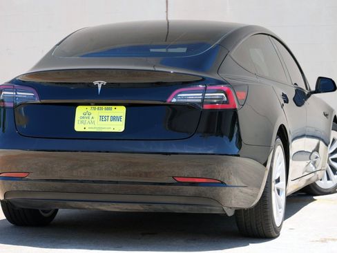 Used 2023 Tesla Model 3 Standard Range RWD image 5