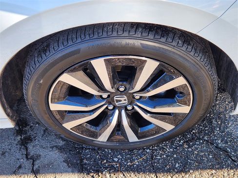 Used 2024 Honda Civic EX image 15