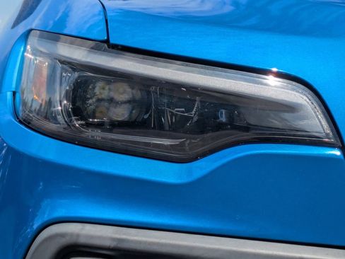 Used 2022 Jeep Cherokee Trailhawk w/ Trailer Tow Group image 12