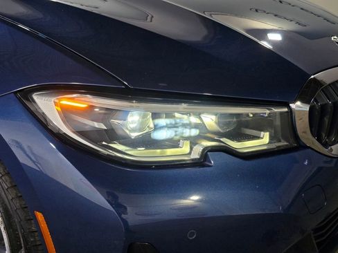 Used 2022 BMW 330i Sedan w/ Premium Package 2 image 5