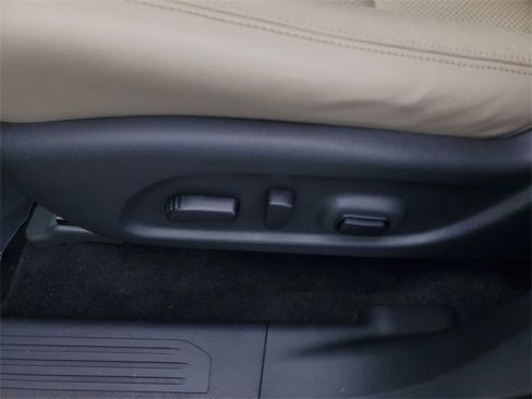 Used 2024 Nissan Murano SL image 13