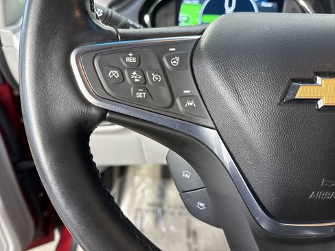 Used 2020 Chevrolet Bolt Premier FWD image 13