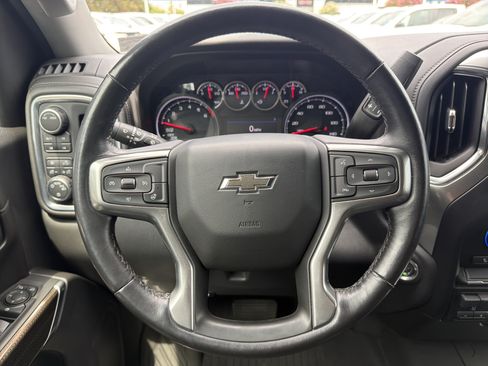 Used 2021 Chevrolet Silverado 1500 RST AWD/4WD image 18