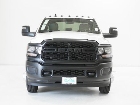 Used 2024 RAM 3500 Tradesman image 3