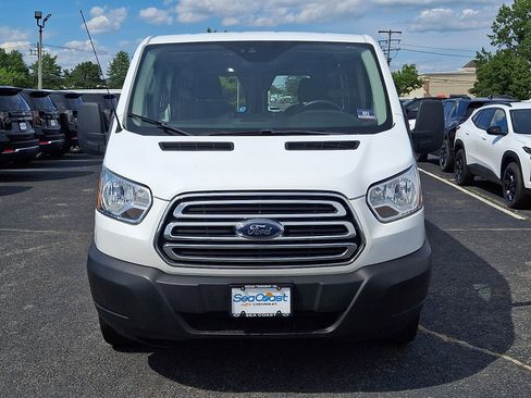 Used 2019 Ford Transit 250 130 Low Roof w/ Exterior Upgrade Package RWD image 2