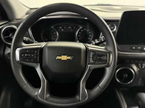 Used 2025 Chevrolet Blazer LT w/ Driver Confidence Package image 15