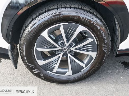 Used 2024 Lexus RZ 300e Premium image 8