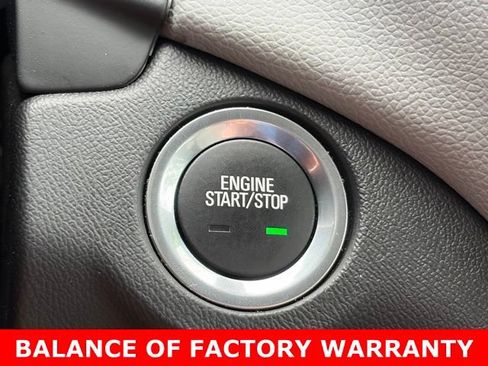 Used 2023 Chevrolet Equinox LT FWD image 25