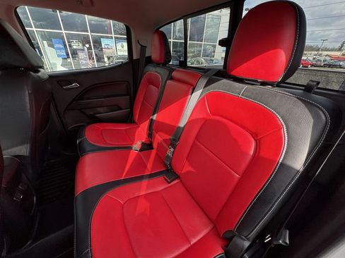 Used 2019 Chevrolet Colorado LT w/ LT Convenience Package image 22