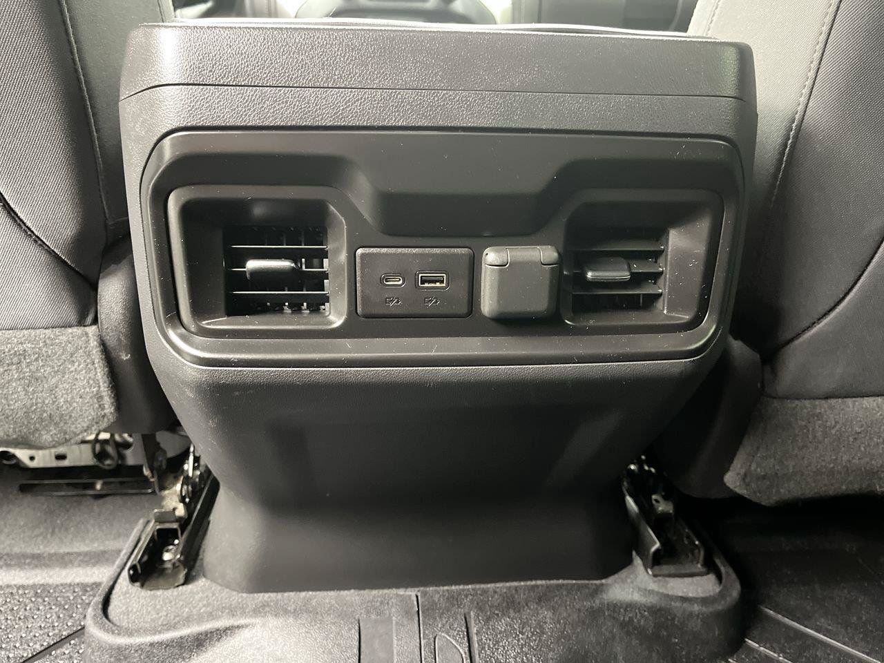 Used 2019 Chevrolet Silverado 1500 RST AWD/4WD image 12