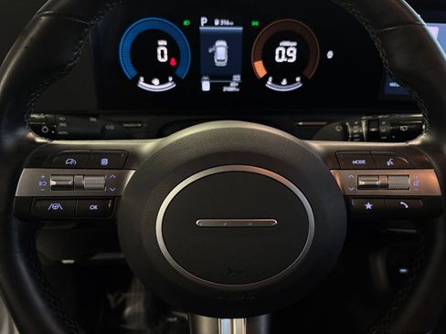 Used 2025 Hyundai Kona SEL image 28