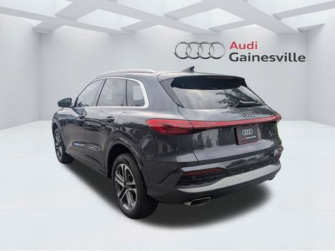 Used 2025 Audi Q5 Premium w/ Convenience Package AWD/4WD image 8
