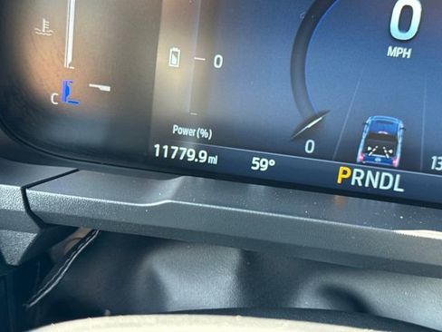 Used 2025 Ford Maverick XL image 16