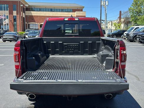 Used 2019 RAM 1500 Laramie w/ Sport Appearance Package AWD/4WD image 7