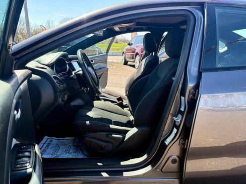 Used 2015 Dodge Dart SXT w/ Sun/Sound Group image 17