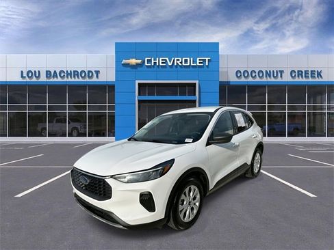 Used 2024 Ford Escape Active image 4