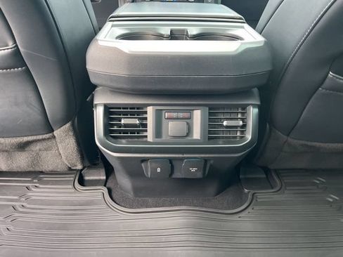 Used 2023 Ford F150 Raptor w/ Raptor 37 Performance Package AWD/4WD image 13