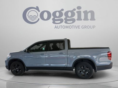 Used 2024 Honda Ridgeline Black Edition image 2