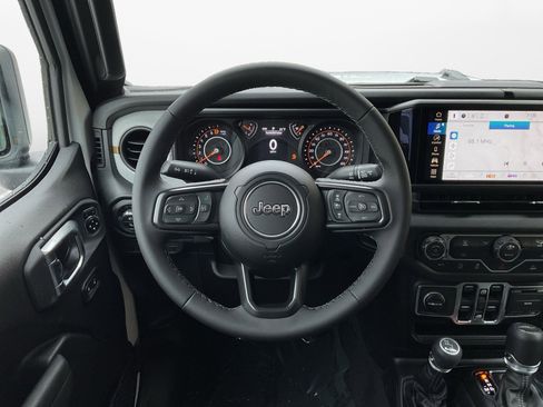 New 2026 Jeep Gladiator Sport AWD/4WD image 12