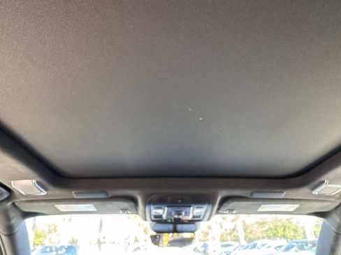 Used 2021 Cadillac Escalade Sport Platinum w/ Heavy-Duty Trailer Package image 19