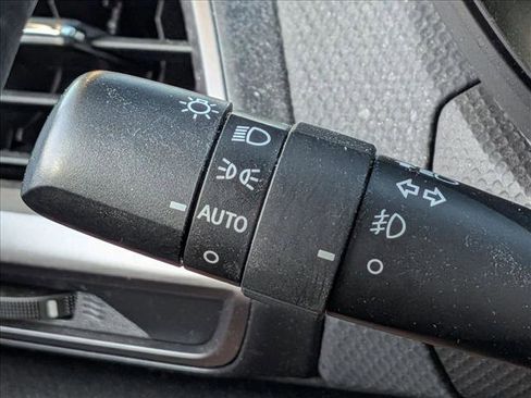 Used 2023 Subaru Forester Touring image 11