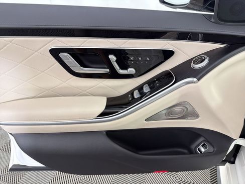 Certified 2022 Mercedes-Benz S 500 4MATIC w/ AMG Line Package image 13