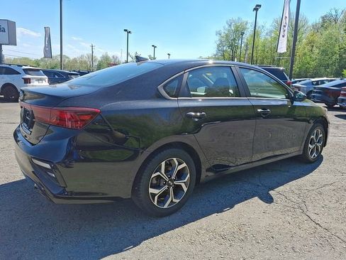 Used 2020 Kia Forte LXS FWD image 5