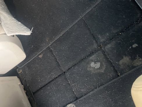 Used 2015 Chrysler Town & Country Touring image 41